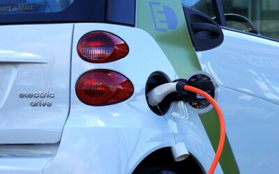 Sustainability-in-Tech : Electric Roads Promise 70% Smaller Car Batteries